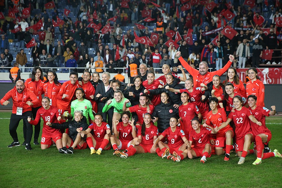 A Milli Kadın Futbol Takımı, Azerbaycan'ı Tek Golle Geçti!